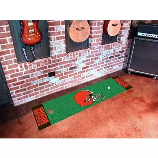 Cleveland Browns PuttingNFL - Green Runner